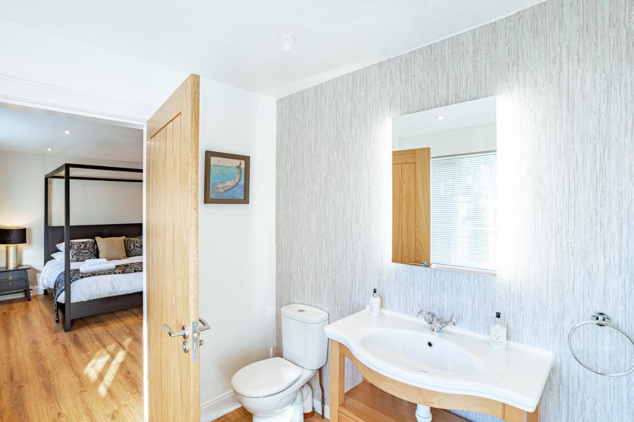 Sparrowhawk Cottage With Hot Tub نيوتن ستيوارت المظهر الخارجي الصورة