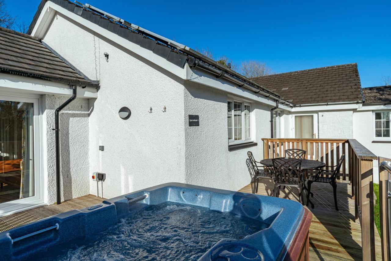 Sparrowhawk Cottage With Hot Tub نيوتن ستيوارت المظهر الخارجي الصورة