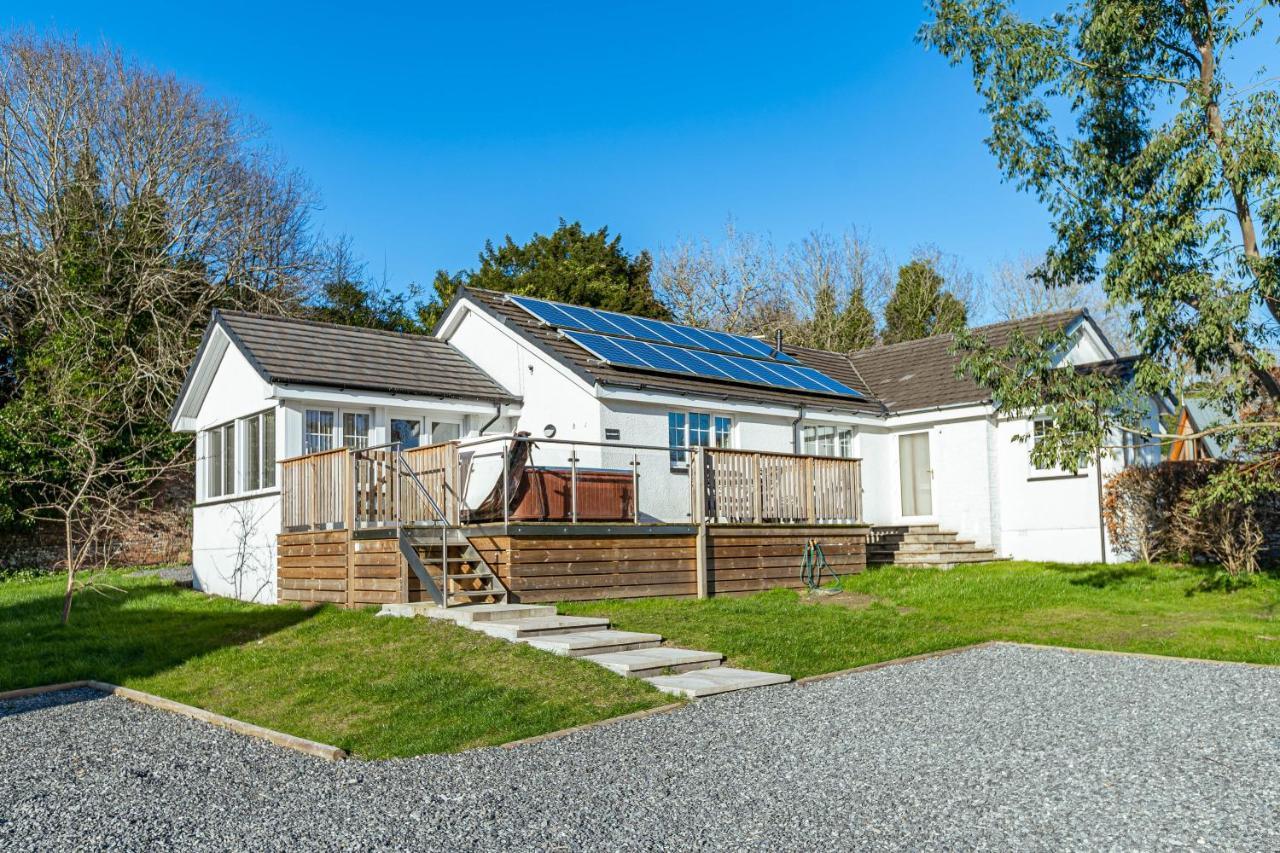 Sparrowhawk Cottage With Hot Tub نيوتن ستيوارت المظهر الخارجي الصورة
