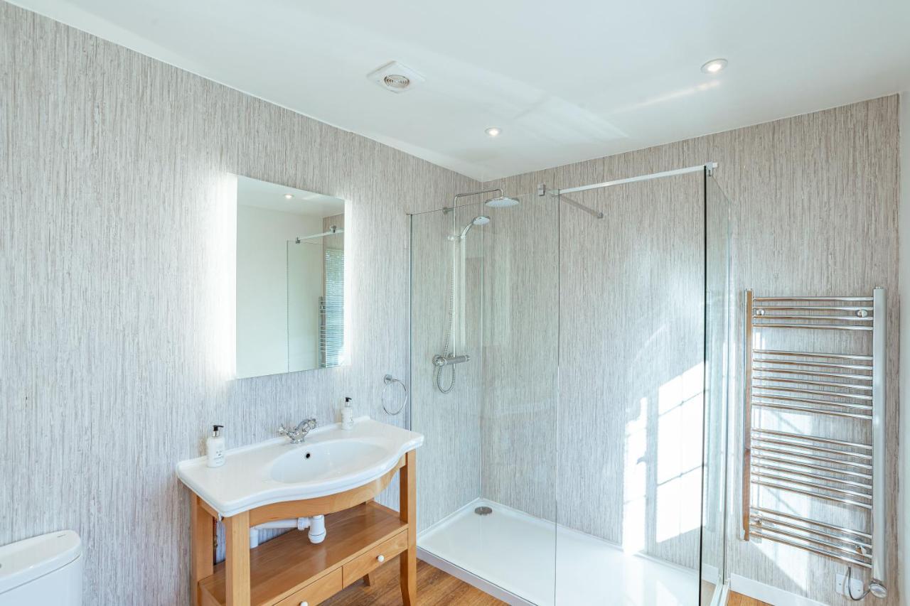 Sparrowhawk Cottage With Hot Tub نيوتن ستيوارت المظهر الخارجي الصورة